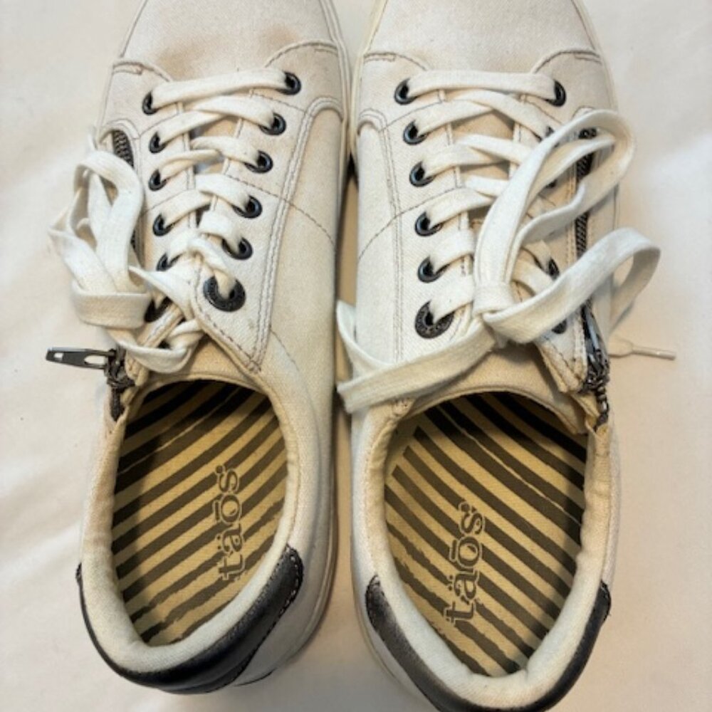 TAOS Women's Z Soul Sneakers - White/Pewter - Size 10 - Like new - Picture 6 of 6